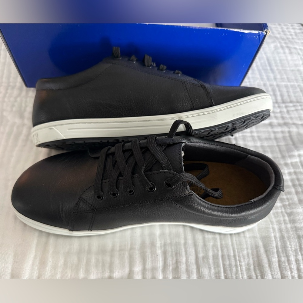 NWT Birkenstock QO 500 Leather Professional Sneakers Size 41 Regular/Wide